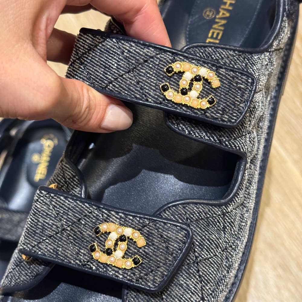 Chanel denim print dad sandals - Picture 6 of 7